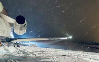 plane-snow-pitot-static-probe-aircraft